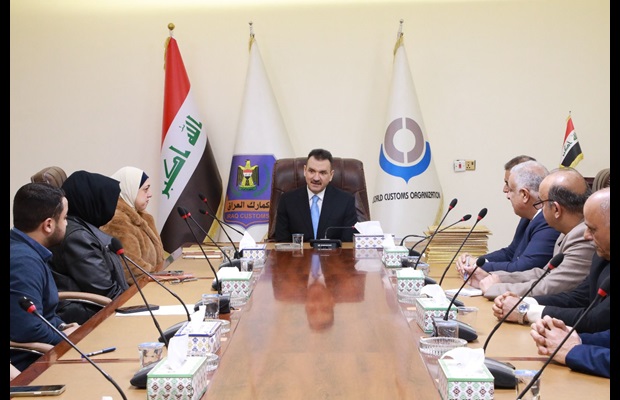 IRAK: À l'occasion de la JID 2025, la douane a organisé une cérémonie officielle pour mettre à l’honneur le dévouement et les efforts de ses employés durant laquelle des certificats de mérite ont été décernés à des employés qui se sont illustrés par leurs contributions. Cette célébration reflète l’engagement de la Douane à renforcer son rôle dans la facilitation du commerce et la sécurité des frontières.