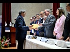 MEXIQUE: Le chef des douanes mexicaines et son équipe de directeurs ont remis des certificats de mérite de l'OMD aux fonctionnaires des douanes en reconnaissance du travail précieux qu'ils ont accompli pour atteindre les objectifs nationaux et respecter les engagements pris envers la communauté douanière internationale.